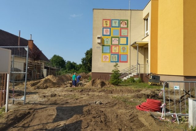 Areál MŠ Lužice – stavební úpravy