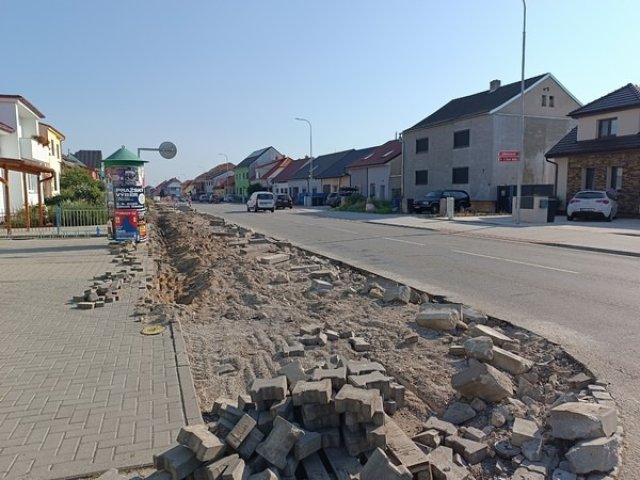 2025 Lužice – obnova zpevněných ploch po tornádu