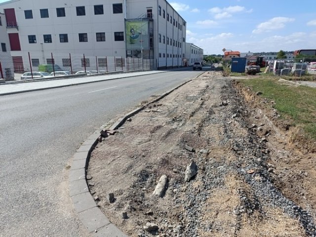 2025 Lužice – obnova zpevněných ploch po tornádu