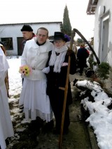 FAŠAŇKOVÁ OBCHŮZKA A MAŠKARNÍ TANEČNÍ ZÁBAVA 21. 2. 2009